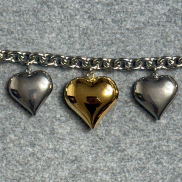 Vida Kush Juicy Heart Chain Necklace 18K Gold plated and Stainless Steel - Picture 5 of 5